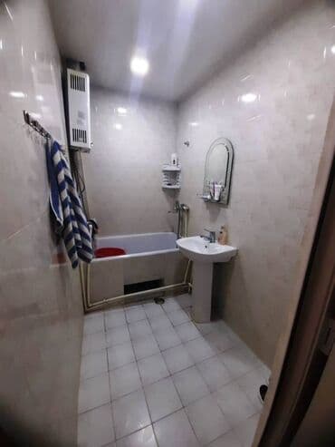 9 ci mikrorayon satilan evler: Bakı, Köhnə Günəşli, 3 otaqlı, Köhnə tikili, m. Əhmədli, 60 kv. m — 14