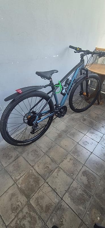 zigzag velosiped: Velosiped satırıq; cəmi bir-iki dəfə istifadə olunub və demək olar ki — 4