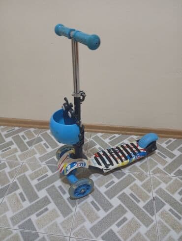 детский мотоцикл каталка: Uşaq skuterı – 3 təkərli model - Ön tərəfdə iki təkər, arxada bir — 3