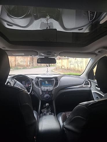 hundayi: Hyundai Santa Fe: 2 l | 2015 il Krossover — 2