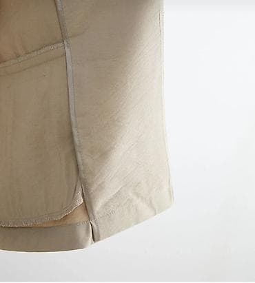 Aksesuarlar: Bej rəngli qadın blezeri - Kəsim: rahat, düz siluet; arxa hissədə — 3