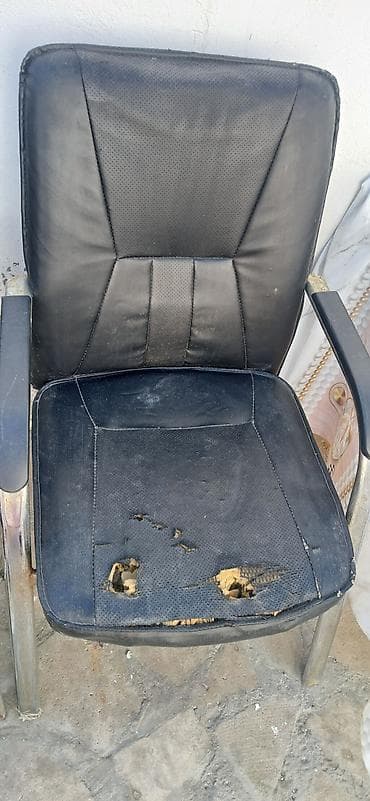 Ofis masaları: 2 eded stul birlikde satilir 15man — 4