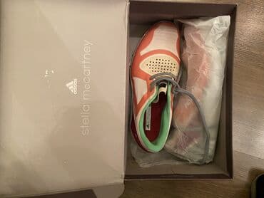 qadın üçün dəri krossovkalar: Adidas, Ölçü: 38, rəng - Ağ, Yeni — 4