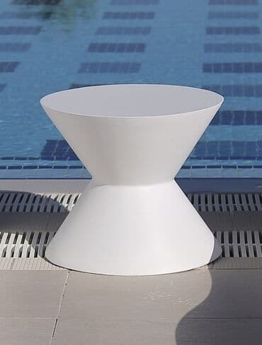 meqa mebel: Şezlong 
Lejenka. 
Hovuz içi özel tasarım — 25