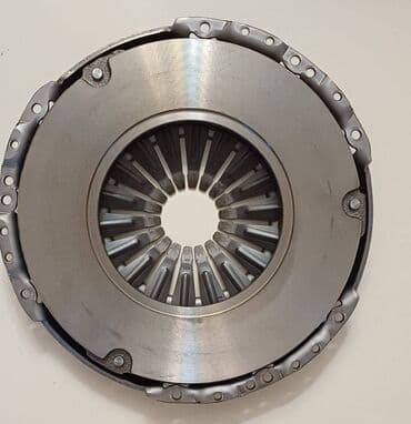 çaşqa feredo: Kia ceed, Yeni — 4