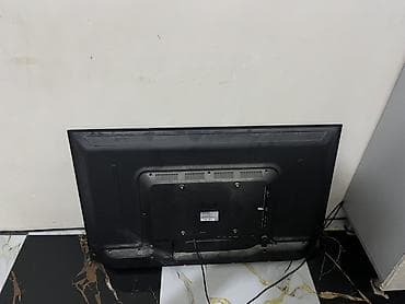 televizor 46 inch: Televizorun yalnız ekranı yanıb xərci çox deyil.LED televizor, 40–43 — 1