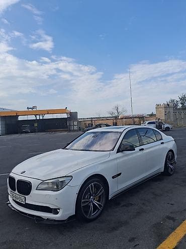 Продажа авто: BMW 750: 4.4 л | 2011 г. Седан — 2