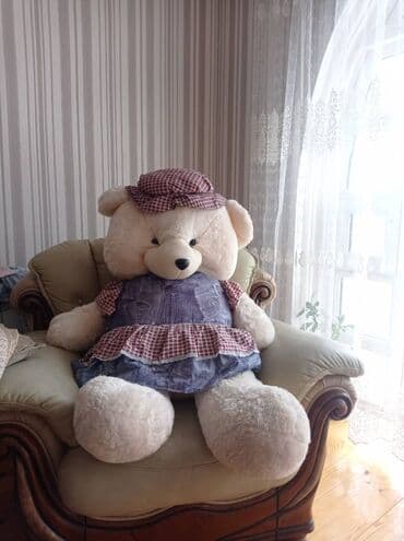 i̇şıqlı uşaq kedləri: Qiymət 10 manatdan başlayır. Yeni kimidilər, bəzilərinin etiketləri — 3