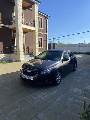 volkswagen golf 1 4 tsi: Chevrolet Cruze LT sedan - Kuzov: 4 qapılı sedan, qara/əlif rəng — 2