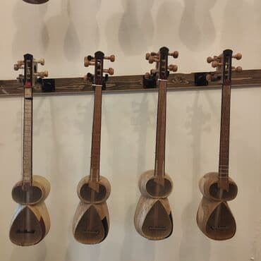 qara tut: Cövdə:Tut ağacı Qol:Qoz ağacı Uzunluq:79 sm Dərinlik:13 sm — 1