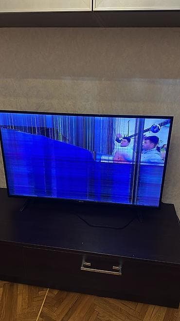smart android box: Riffel 43" LED televizor - Ekran diaqonalı: təxminən 43 düym - Panel — 1