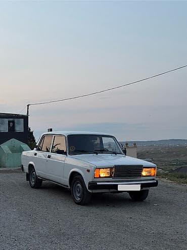 VAZ (LADA) 2107: 1.6 l | 2005 il 250000 km Sedan — 1