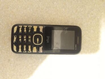 Işlək vəziyyətdədir yaddaş kartı dəstəyir iki nömrəlidir ünvan Əhmədli