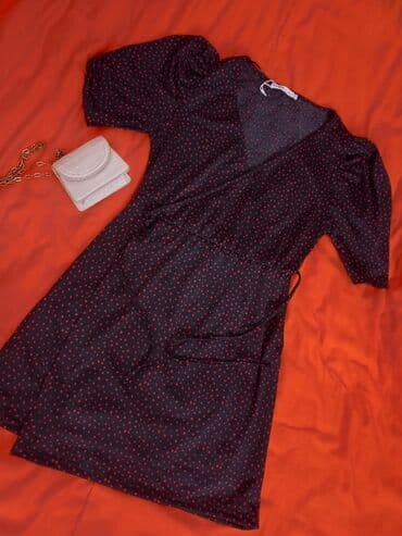 Gözəllik və sağlamlıq: Qadın geyimləri – 4 ədəd yay don dəsti Her biri 7 AZN 1) Qırmızı-ağ — 4