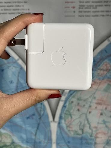 Apple 70W USB‑C Power Adapter (Model A2518) - Güc: 70W - Port: USB‑C