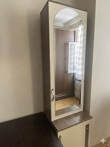 mebel xana: Divan-altı komodlu iş masası + asma TV dəsti - Masa: Geniş iş səthi — 3