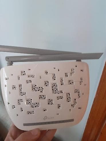 Mətbəx texnikası: TP-Link simsiz router Xüsusiyyətlər: - İki ədəd tənzimlənən xarici — 2
