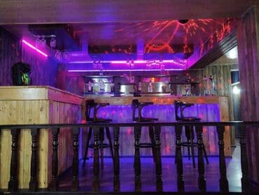 sumqayit bulvarinda restoranlar: Gənclik metrosunun yaxınlığında kənarı,sahəsi 125 kv/m olan,obyekt — 2