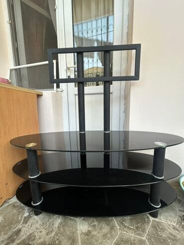 İşlənmiş, Düz TV altlığı, Polkalı, Şüşəli