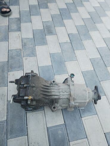 reduktor sürətlər qutusu: Avtomobil üçün transfer qutusu (razdatka) - Tam komplekt korpus və — 1