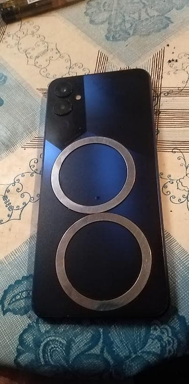 ram 6: Smartfon – tam ekranlı, qara rəng - Ön hissə: iri tam ekran, yuxarı — 2