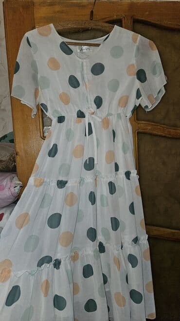 женские платья комбинация: Qadın geyimləri paketi – 3 ədəd don 1) Ağ əsaslı, iri xallı yay donu — 1