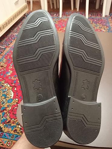 koja kurtka kişi: Klassik kişi ayaqqabısı – qara rəng, kap-toe dizayn - Model: slip-on — 5