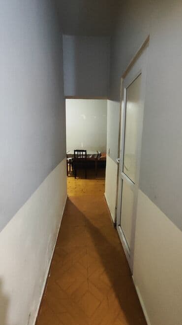 kiraye ev nermanovda: Hər şəraitli. komsamol dairəsində piyada keçidin yanında. 2 otaqlı ev — 10