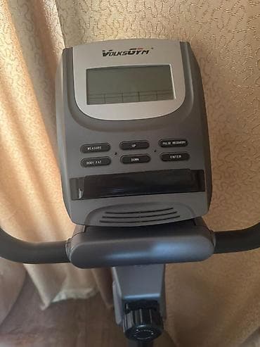 VolksGym velotrenajor - Maqnitik müqavimət sistemi, ön paneldə