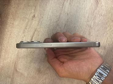 philips xenium 9@9d: IPhone 15 Pro, 128 GB, Desert Titanium, Face ID — 5