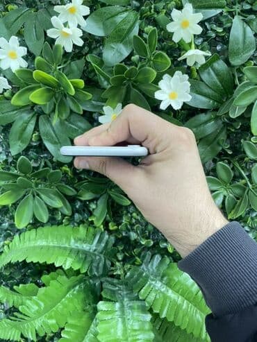 iphone xr 64 gb qiymeti: IPhone Xr, 256 GB, Ağ, Zəmanət, Face ID — 5