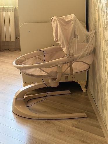 beşiylər: Oğlan və qız üçün, Beşik, Yellənmə mexanizm ilə — 2