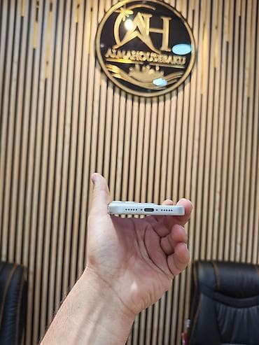 aifon 6 s: IPhone 17 Pro, 256 GB, White Titanium, Zəmanət, Simsiz şarj, Face ID — 6