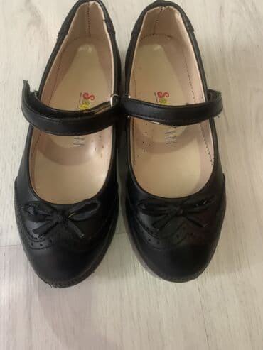 31 razmer ideal vəziyyətdədir . Çox az geyilib