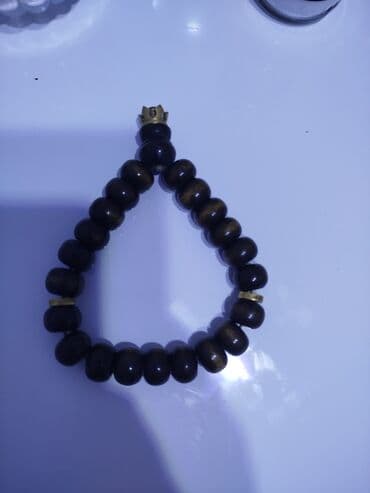 Gördüyünüz bu Təsbeh təmiz ebaneddən hazırlanıb əl işidir. Çox