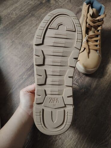 детская желтая одежда: Uşaq ayaqqabıları — 4