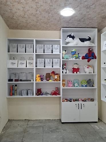 Ağ rəngli vitrin rəflər və şkaf sistemi - Material: laminat/MDFlam — 1