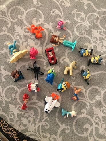 детский игровой набор черепашки ниндзя: Uşaq oyuncaqları dəsti – Müxtəlif nəqliyyat və fiqurların qarışıq — 4