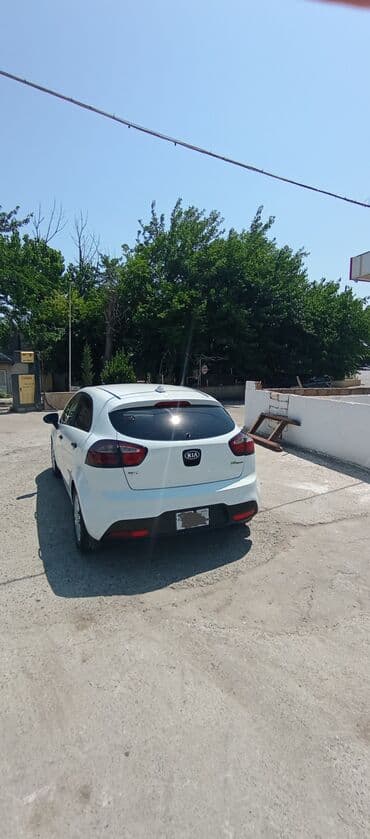 saipa satis merkezi: Kia Rio: 1.2 л | 2012 г. Хэтчбэк — 5