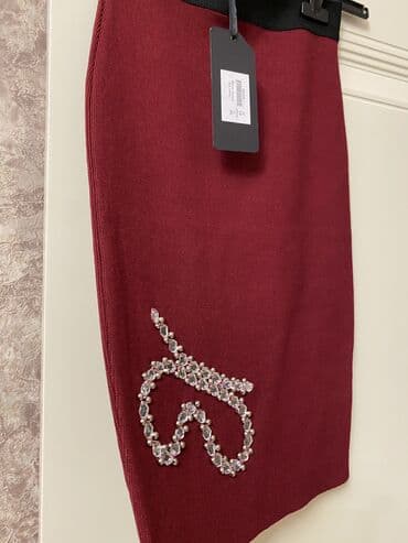 i̇dman qadın ətəkləri: Yeni yubka. Etiketi üzərindədir. Midi model 35₼ — 2