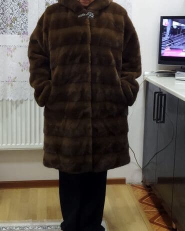 женские шубы из чернобурки: Шуба, XL, цвет - Коричневый — 1