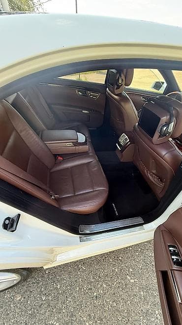 1998 mercedes: Mercedes-Benz S 500: 4.7 l | 2011 il Sedan — 5