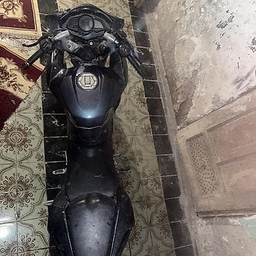 sud cəni: Bajaj - Rs200, 200 sm3, 2021 il — 4