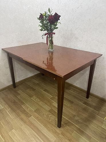 Qonaq masası, İşlənmiş, Açılan, Taxta, Dördbucaq masa lalafo.az -da Qonaq masası, İşlənmiş, Açılan, Taxta, Dördbucaq masa