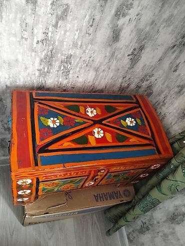 metlax satisi: Sandıq 35 azn satılır. Əlaqə nöm: 0519157994. Qeyd: Behsiz məhsul — 2