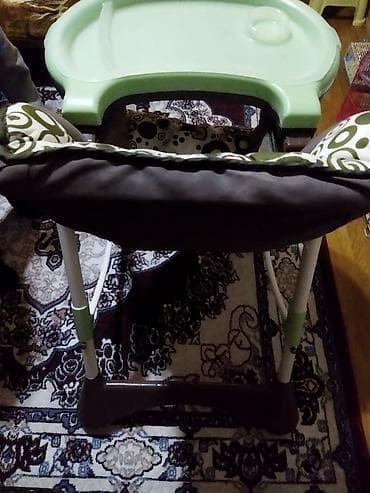 Uşaq geyimi və ayaqqabıları: Usaq yemek ustolu əla vəziyətdə təmiz 1 ay islənib təcili satilir — 3