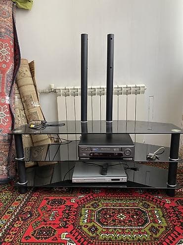 şuşə polka: Künc Tv altlığı, Polkalı, Şüşəli — 1