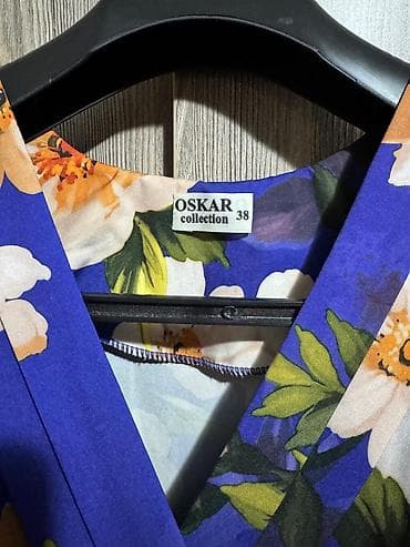 Oskar Collection qadın paltarı - Model: Uzun, A-kəsimli, çiyinləri — 3