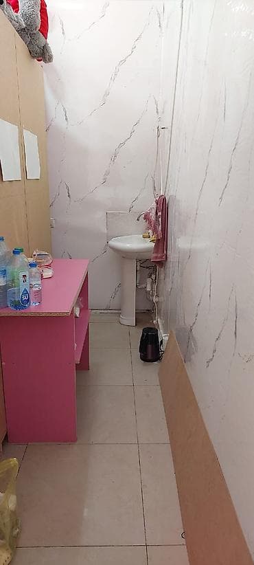 Bakıda gözəllik və aksessuar mağazası üçün tam hazır vitrin və mebel — 10