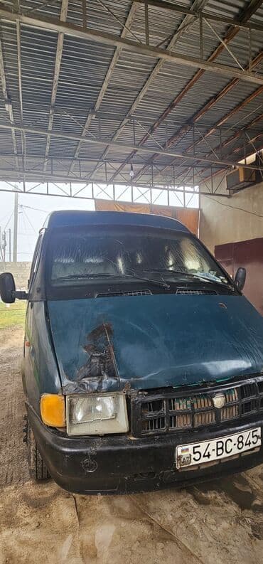 vaz 2107 siti satilir: GAZ Gazelle mikroavtobus Xüsusiyyətlər: - Kuzov: uzun damlı, 4 yan — 4